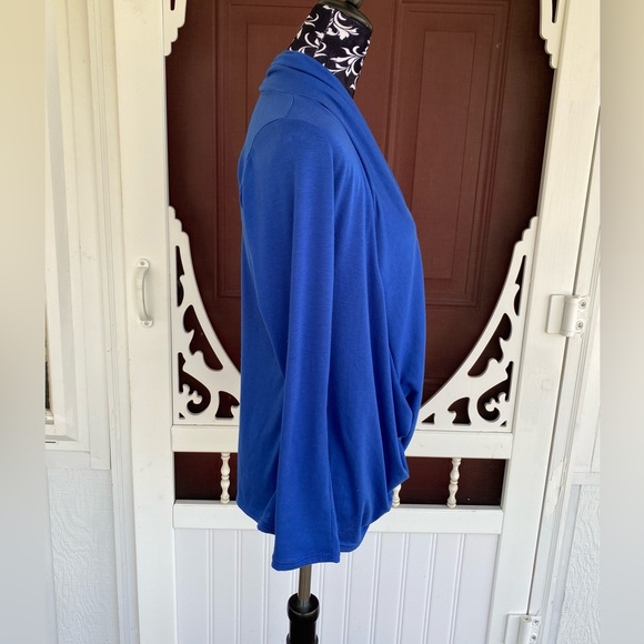 Free To Live Faux Wrap Draped Top Long Sleeve Size Medium - Picture 6 of 14